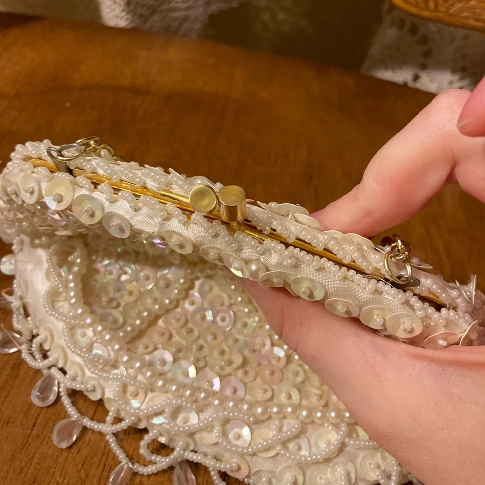 White Vintage Sequin Beaded Small Clutch Purse - Damage - Picture 10 of 17